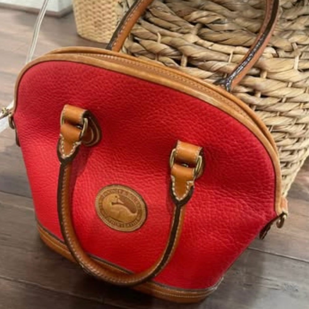 Vintage 90’s Dooney & Bourke domed satchel w/ pebbled leather